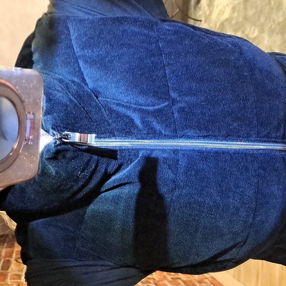 VELVET VEST - Picture 5 of 5